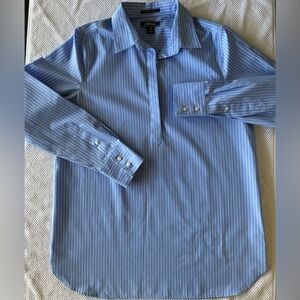 Lands’ End No Iron Supima Blue/White Stripe Tunic Style Shirt in Size 10